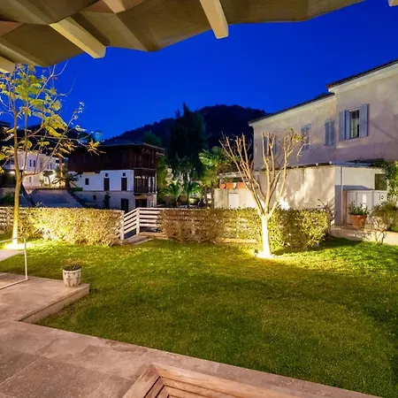 Portville Canal Side Villas 66 וילה גוג'ק